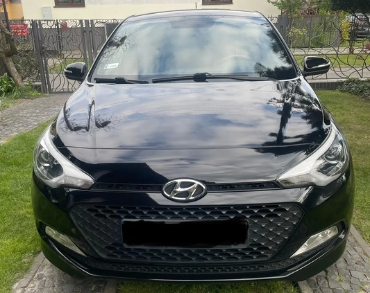 Hyundai i20 cena 43500 przebieg: 74000, rok produkcji 2017 z Opoczno małe 106